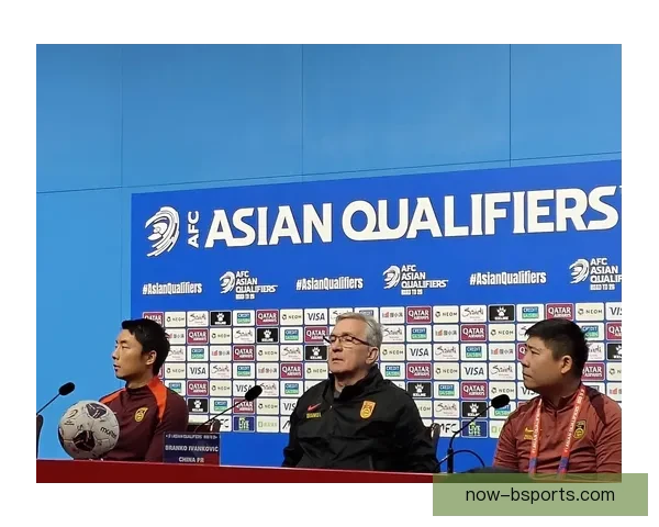 伊万科维奇巧妙战术调整赢得球迷热烈认可与赞誉