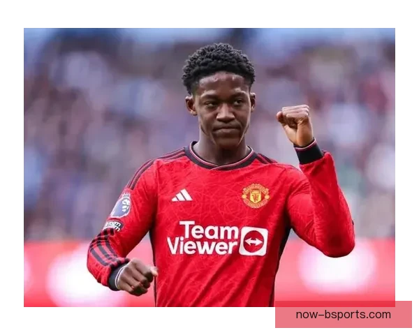 曼城官宣与后卫阿克续约至2027年稳固防线核心瓜帅信任再升级